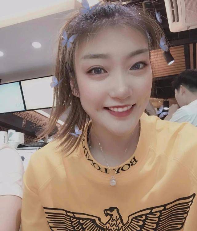 国模奥雷