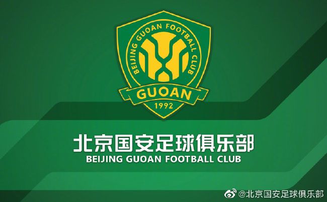 衣服湿透的她